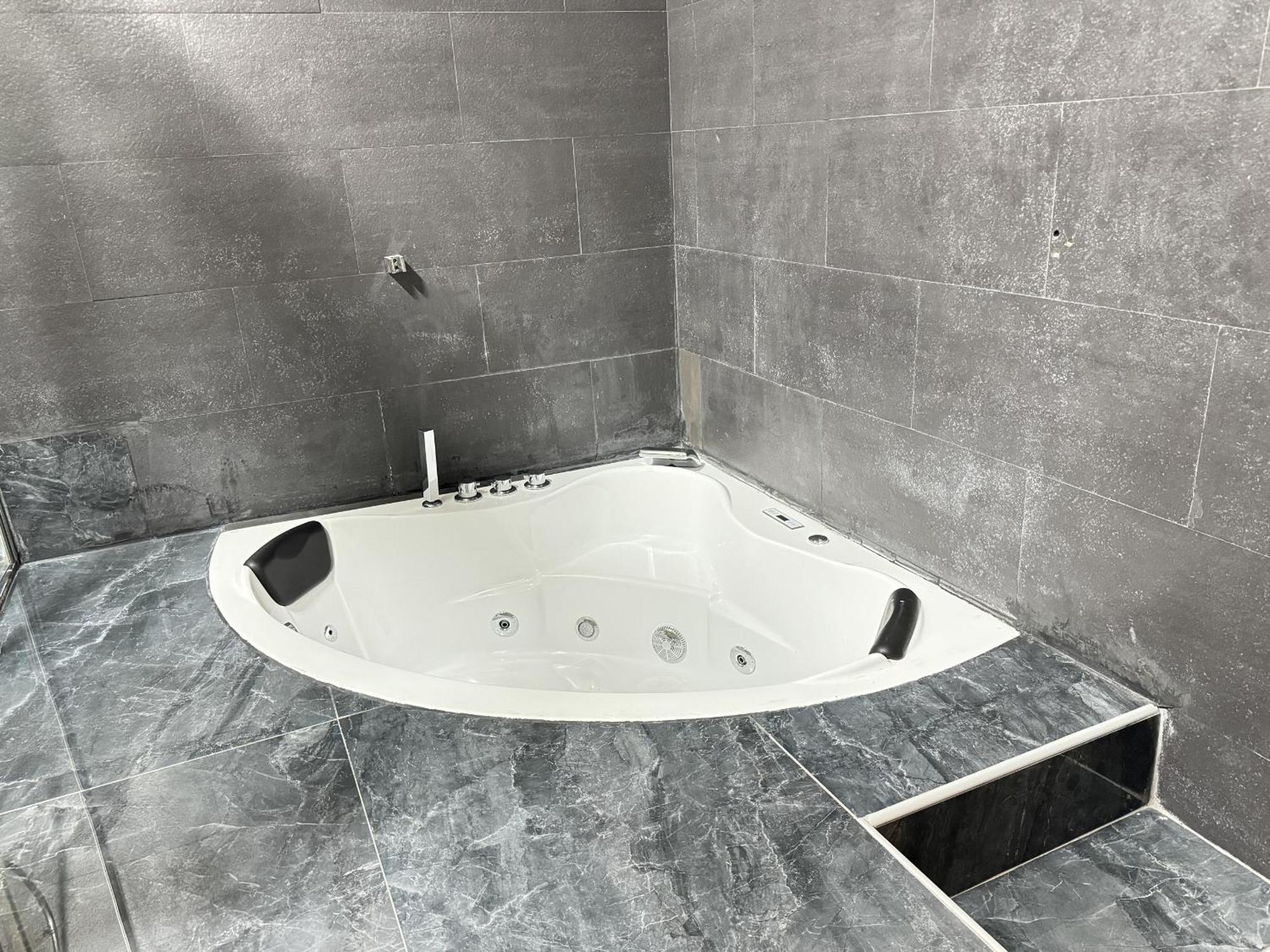 Apartamentos Day Madrid Malasana I — Photos 3